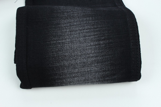 11.2 Oz Negro y Negro en la parte trasera de tejido de denim