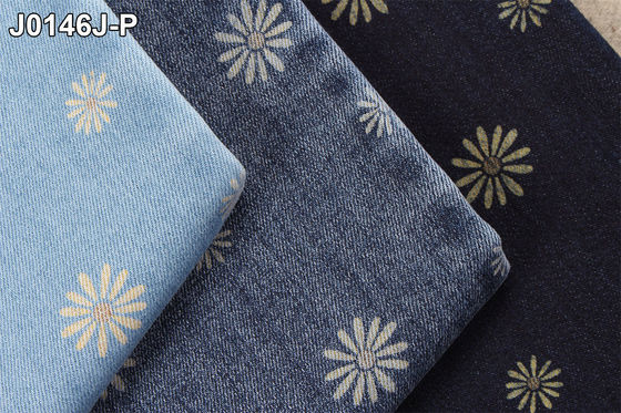 Materia prima impresa flor del estiramiento de la tela de la tela cruzada del dril de algodón para la moda de los vaqueros de las mujeres